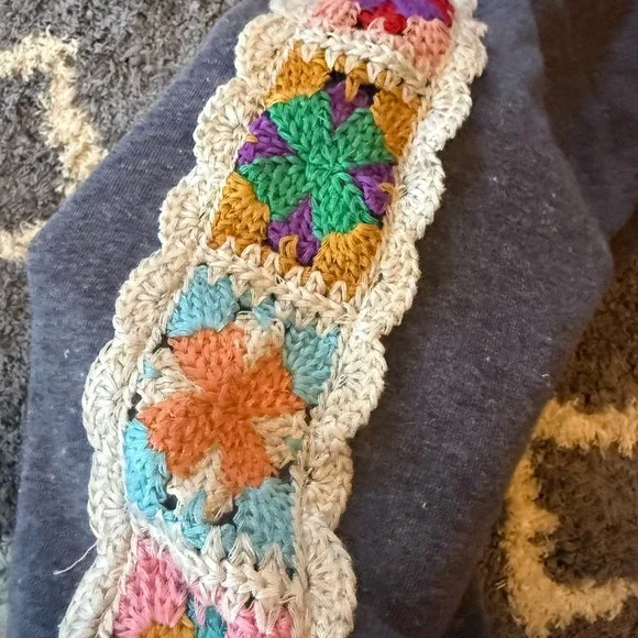 Three Bird Nest Gray Pants with Multicolor Trim - Picture 2 of 2